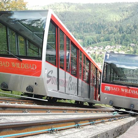 Aparthotel Schwarzwald Panorama Bad Wildbad Bagian luar foto