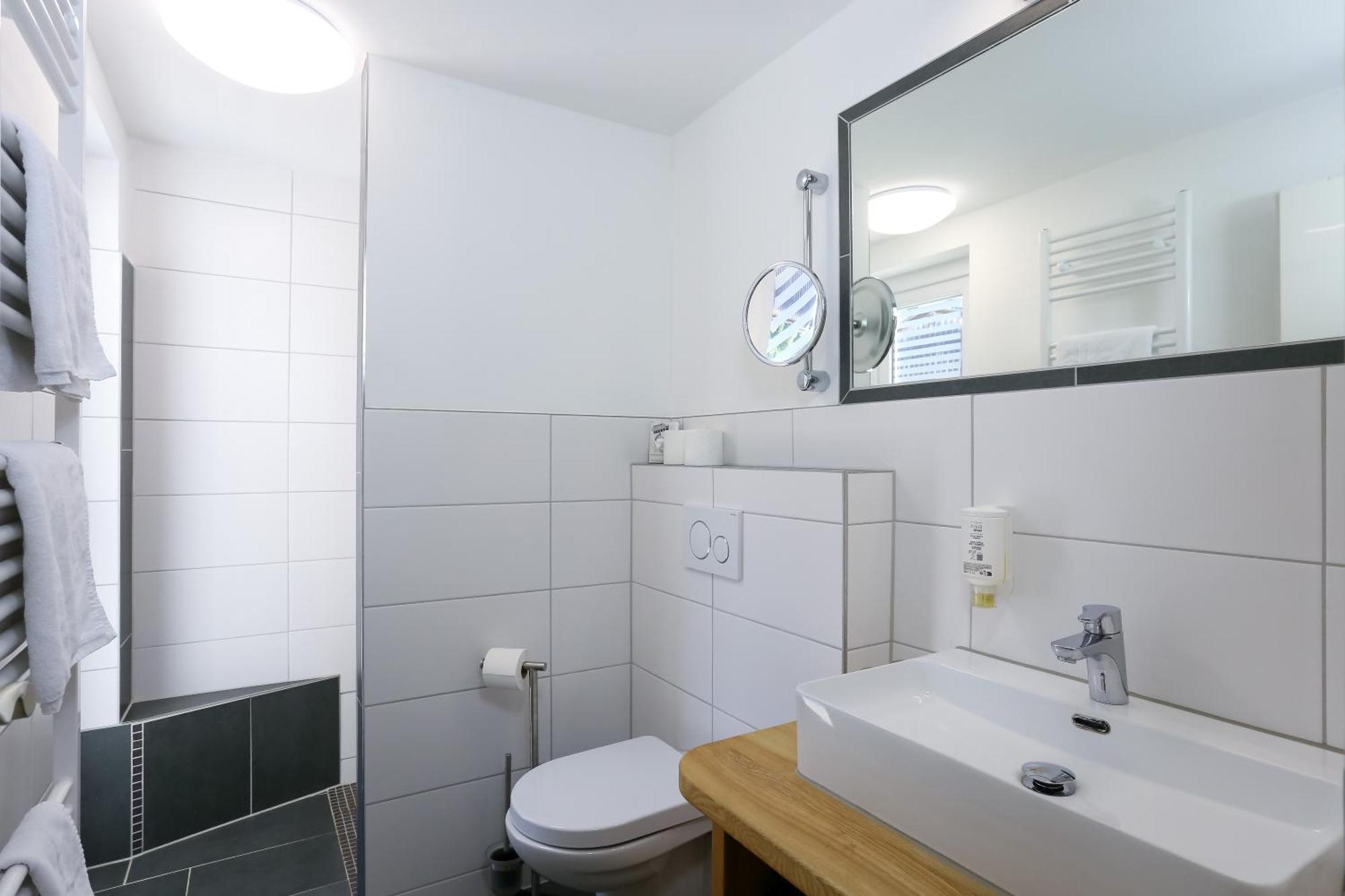 Aparthotel Schwarzwald Panorama Bad Wildbad Ruang foto