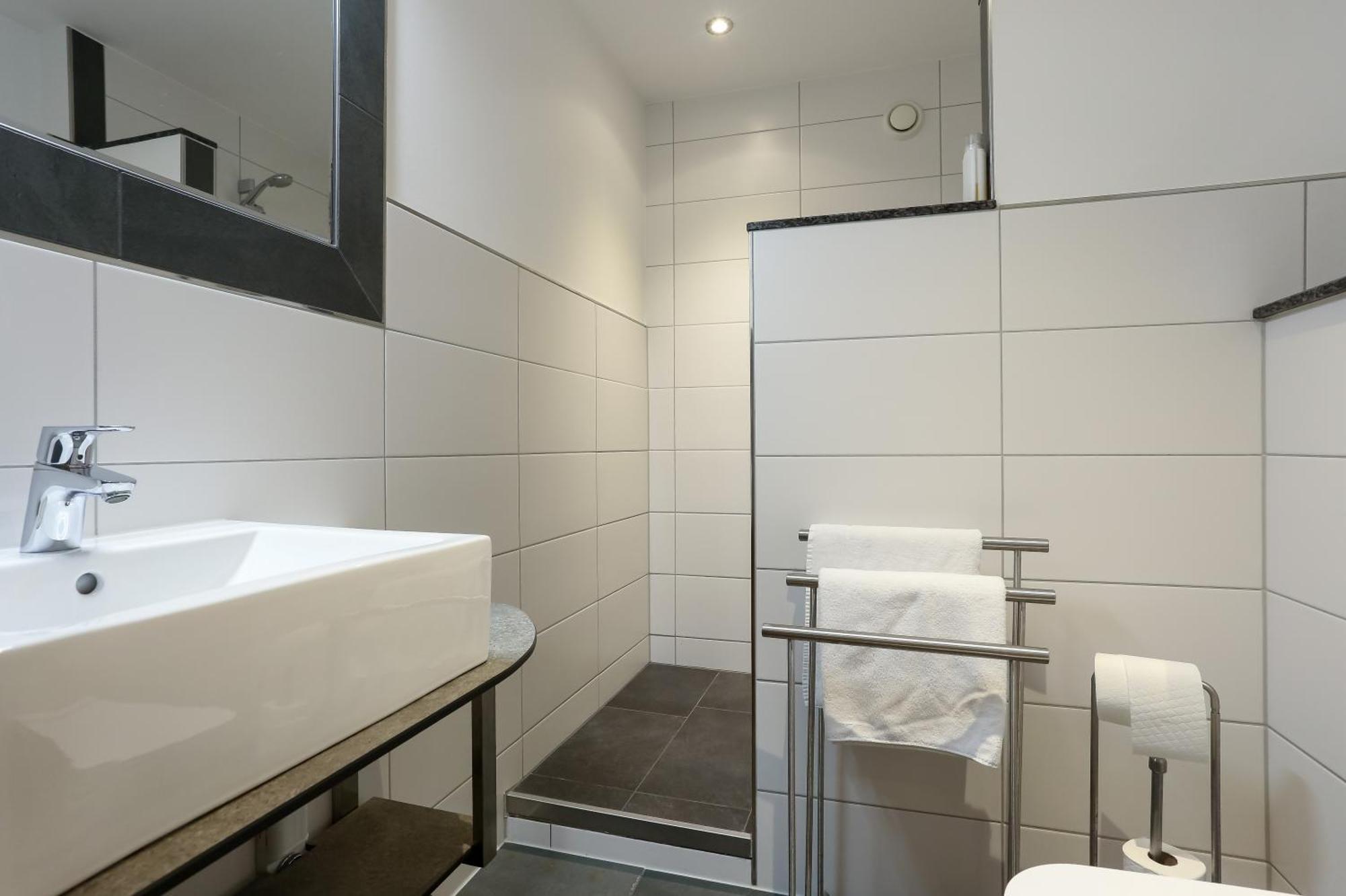 Aparthotel Schwarzwald Panorama Bad Wildbad Ruang foto